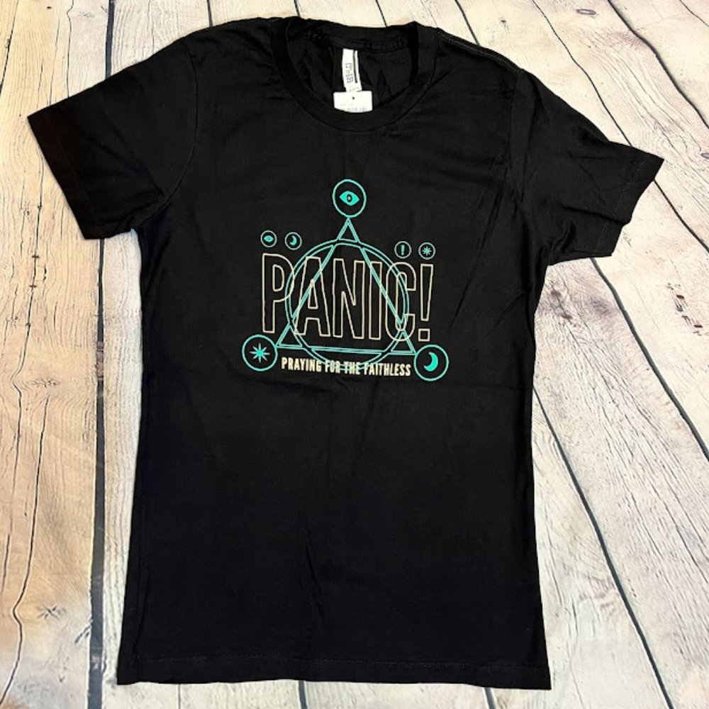 NWT Panic At The Disco T-Shirt Size Medium Praying For the Faithless Hot Topic